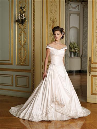  Shoulder Bridesmaid Dress on Simple And Elegant Wedding Dress Design